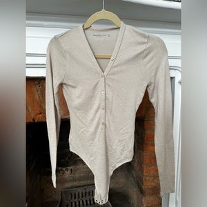 Abercrombie & Fitch XS Bodysuit